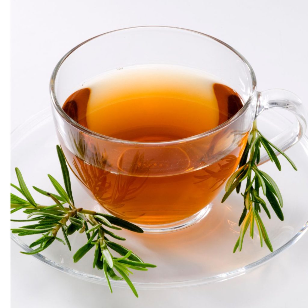 Para qué sirve el té de romero