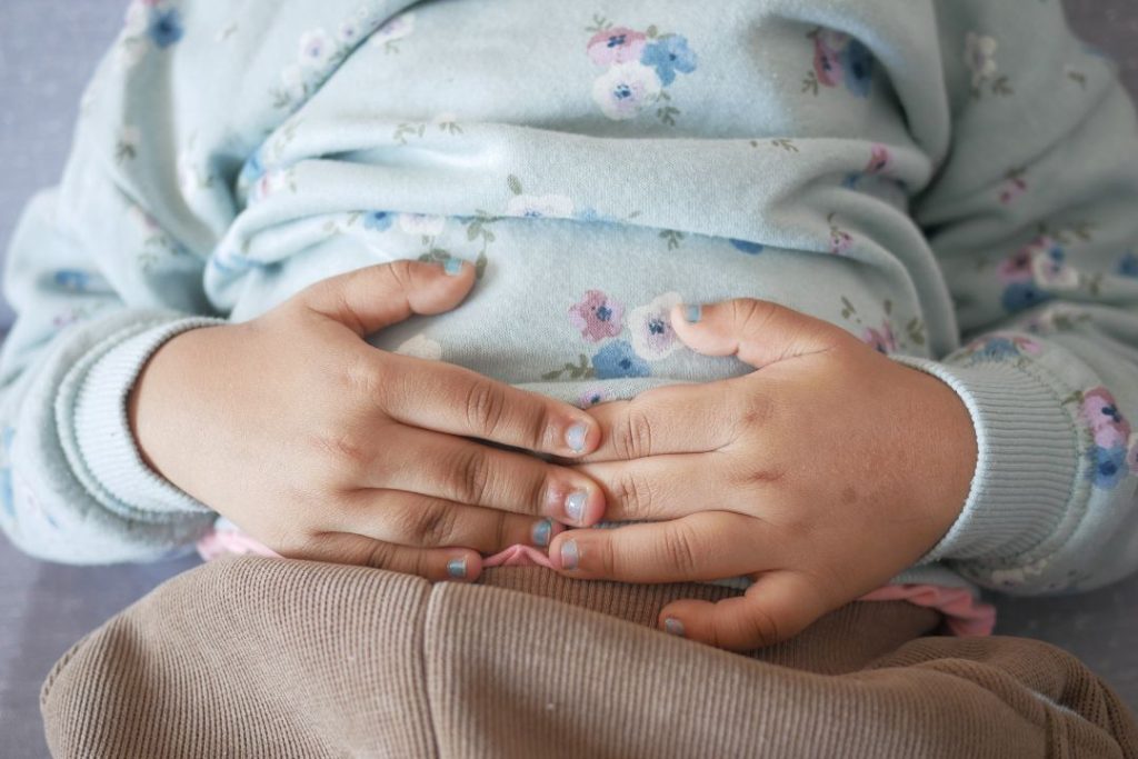 Medicamento para dolor de estómago infantil