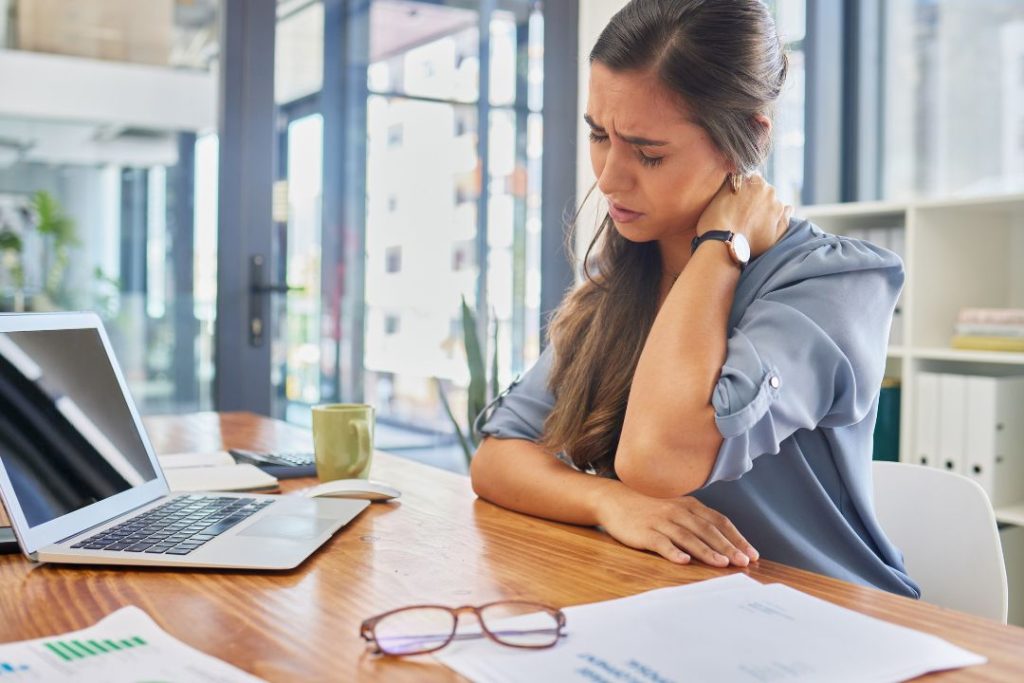 Síntomas de colitis en mujeres Causas y Tratamiento